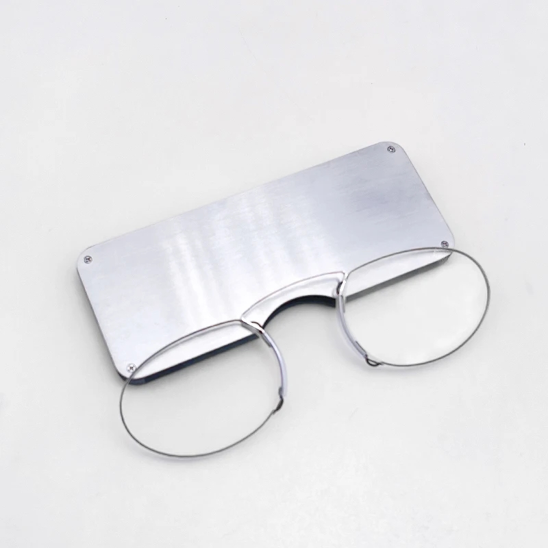 2024 التيتانيوم نظارات للقراءة - مراجعة Wallet Slim Titanium وسعره
